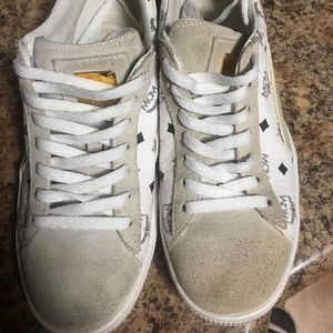 MCM PUMA SNEAKERS WOMENS 9/ men’s 7